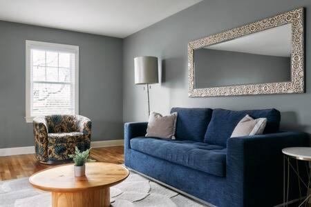 The Commodore - Stunning Vandy Home, Walk To It All Nashville Buitenkant foto